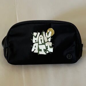 Lululemon Hawaii belt bag